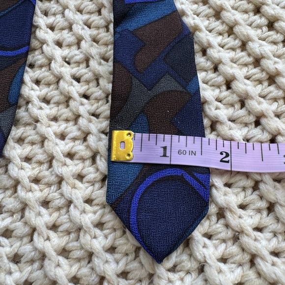 VINTAGE GUCCI Men’s Silk Neck Tie Made In Italy Abstract -58” - Picture 9 of 10